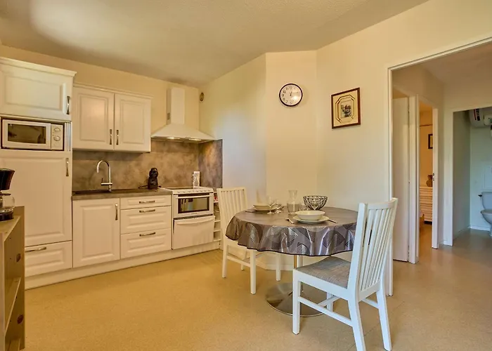 T2 Avec Balcon Et Parking A - Fr-1-841-12