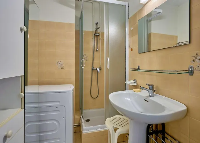 T2 Avec Balcon Et Parking A - Fr-1-841-12 アパート *