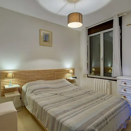 T2 Avec Balcon Et Parking A - Fr-1-841-12 Lejlighed