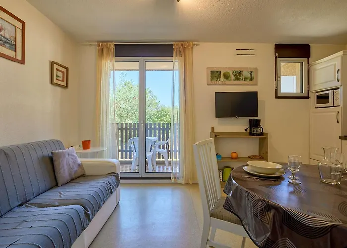 T2 Avec Balcon Et Parking A - Fr-1-841-12 Apartment *